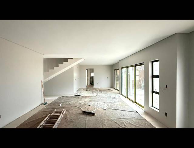 4 BEDROOM HOUSE FOR SALE IN FOUNTAINBROOK ESTATE